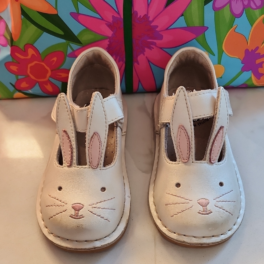 Livie & Luca White Dress Shoes with Bunny Design